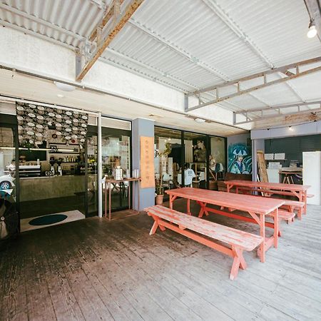 Aien Coffee & Hostel Csatan Kültér fotó