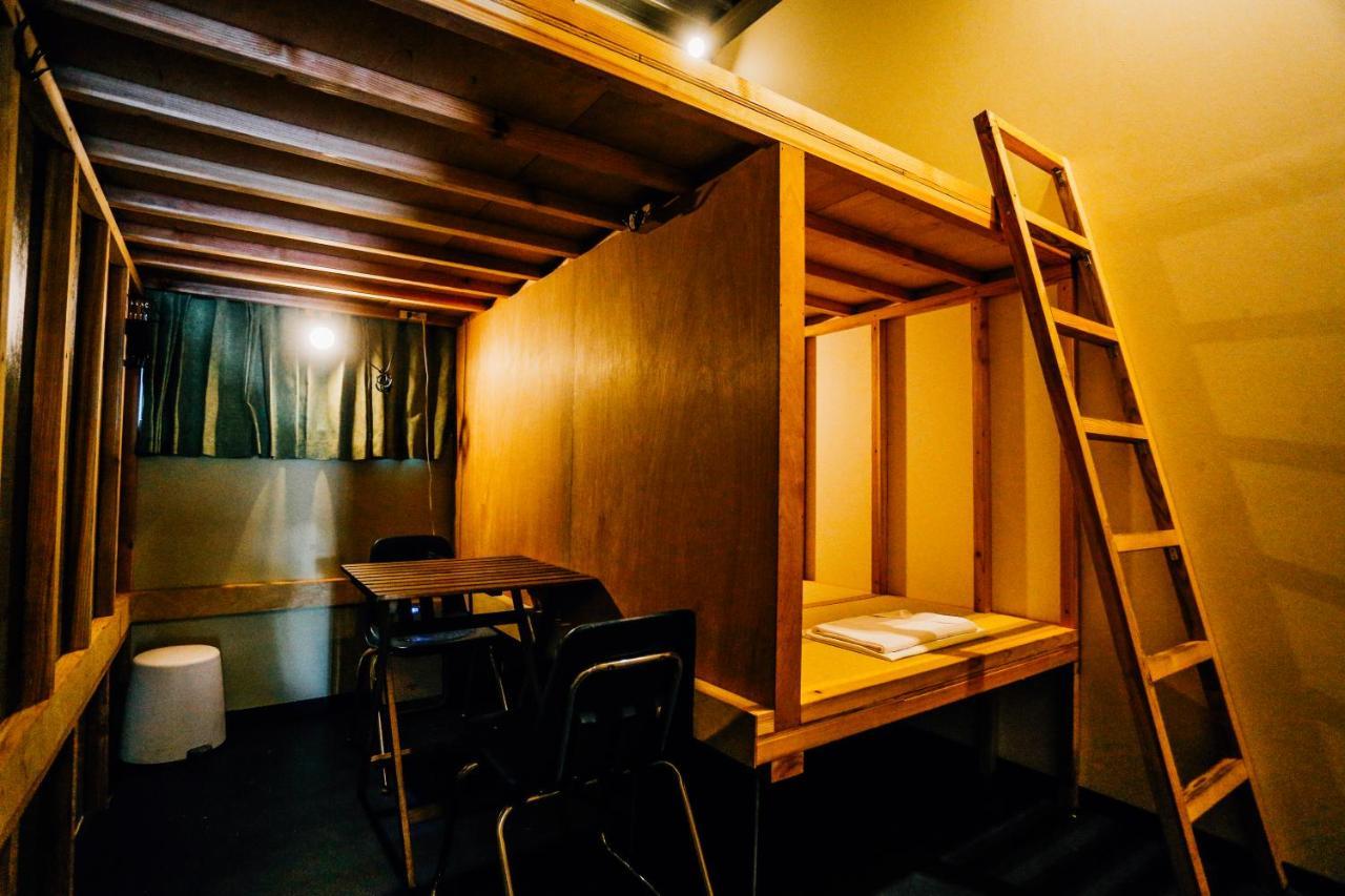 Aien Coffee & Hostel Csatan Kültér fotó