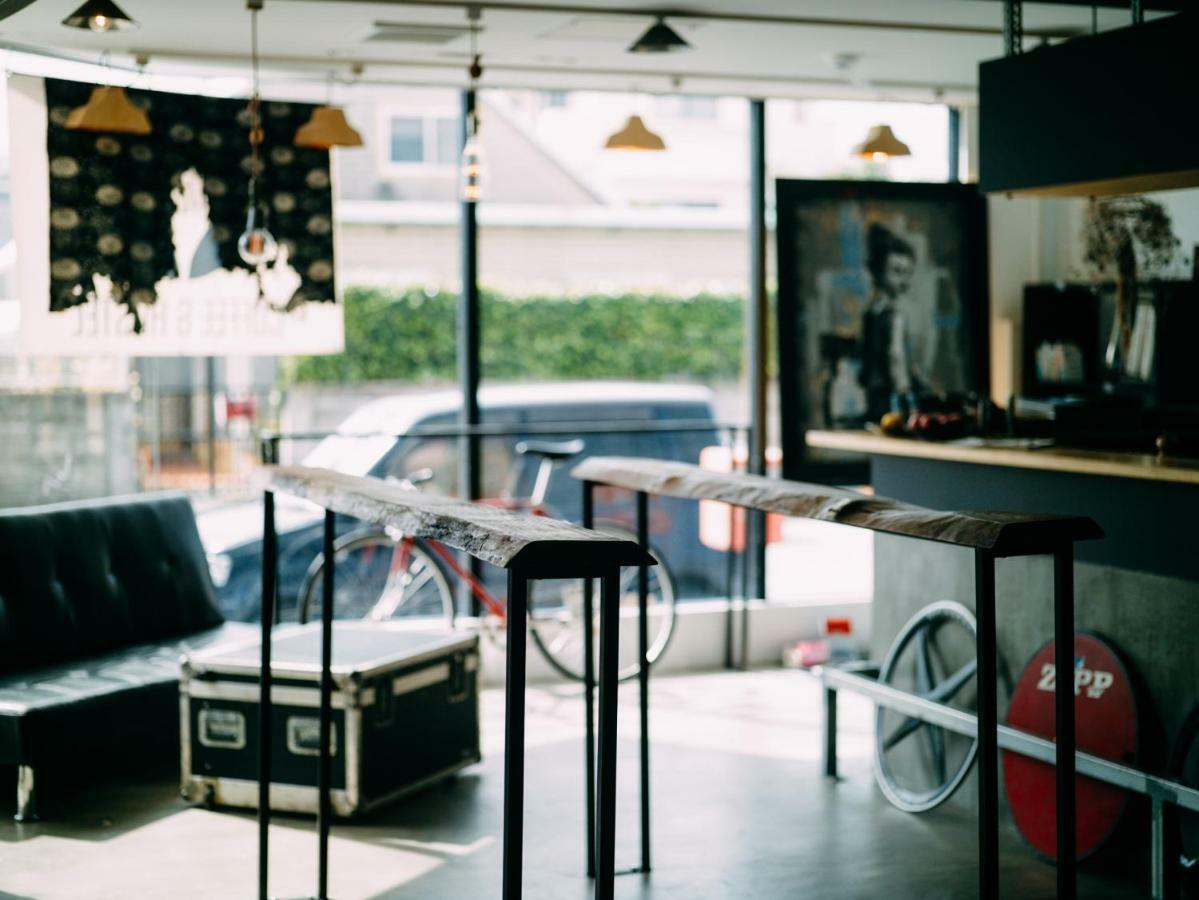 Aien Coffee & Hostel Csatan Kültér fotó